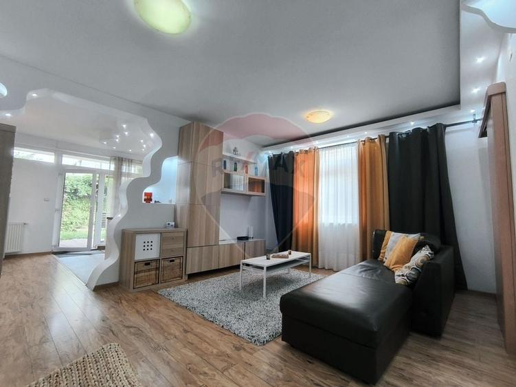 Casă de vanzare - 12