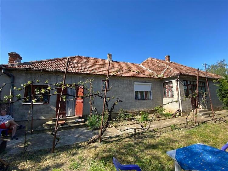 RECO Casa de renovat in Biharia - 1