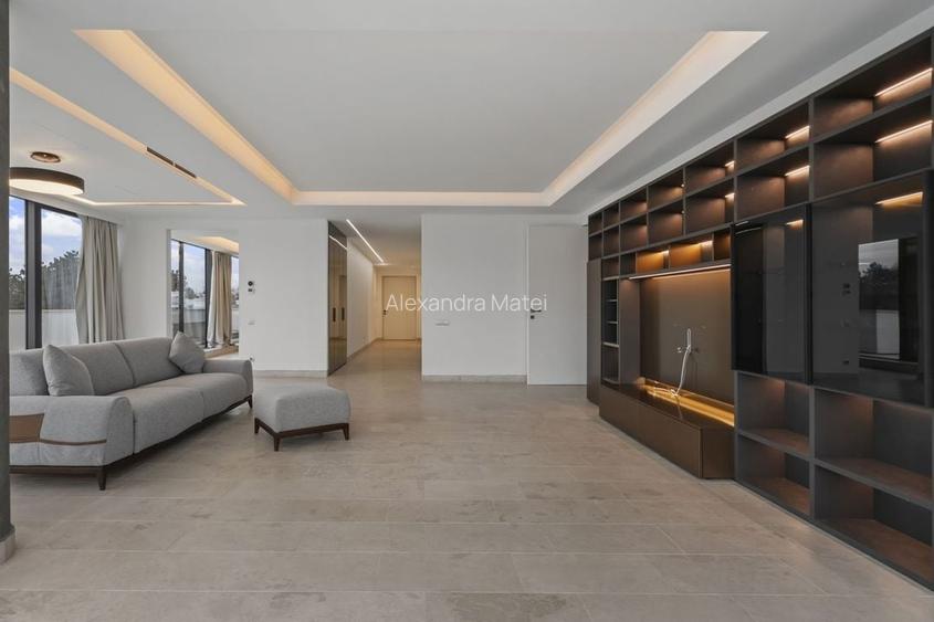 Penthouse Unic 4 Camere în zona Aviatorilor