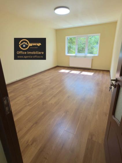 Apartament cu 2 camere decomandat în Republicii