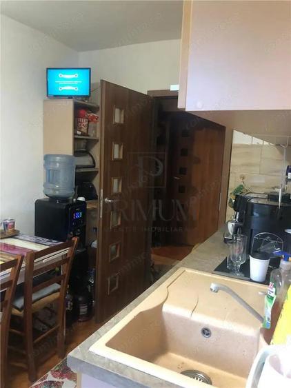 SOARELUI - ETAJ 1 - DECOMANDAT - 3 CAMERE - 2 BAI - 3 BALCOANE - CENTRALA PROPRIE - CLIMA - 13