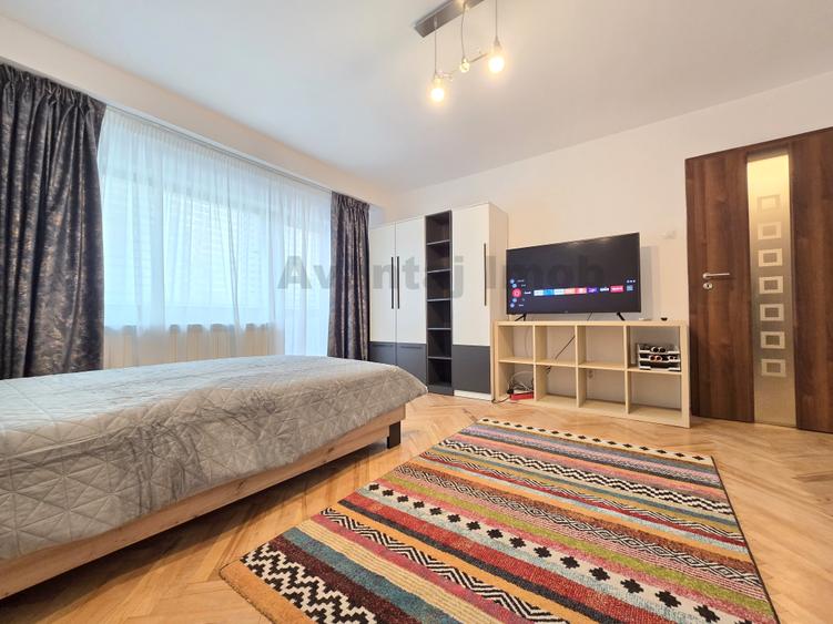 Decebal, bloc 1990, 2 minute de metrou Pta Muncii - 3