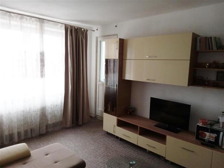Apartament 3 camere, zona Grivitei - 5