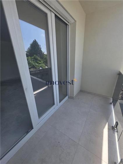 Apartament cu 2 camere decomandat în Titulescu