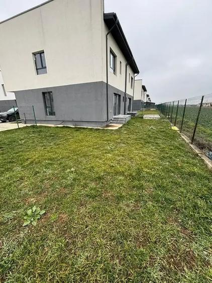 Vila 4 CamereAlipita P+1 | De Vanzare |  Complex Rezidential | Curte - 8