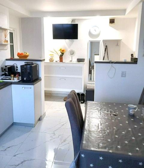 Apartament cu 2 camere în Cetate