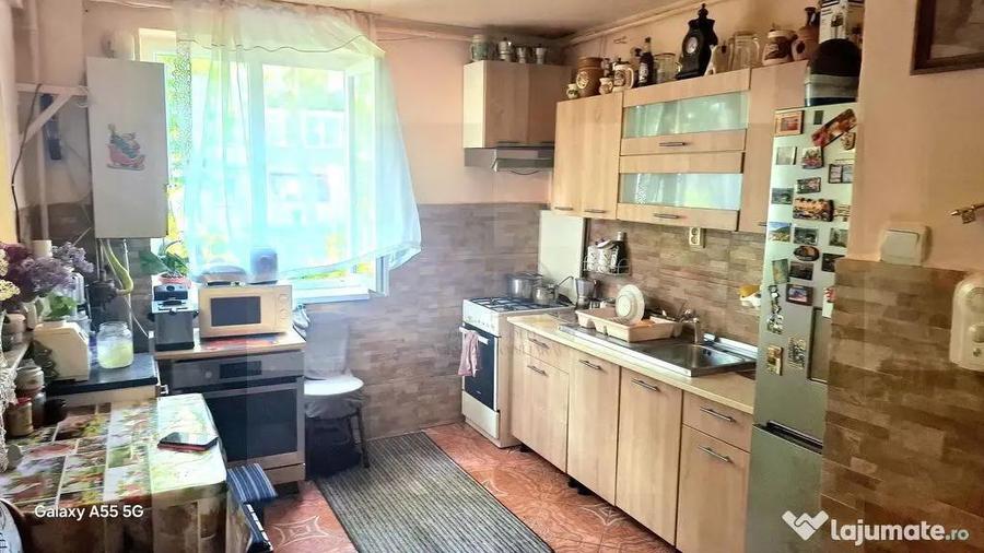Aprtament de vinzare 3 camere in Gheorgheni. - 4