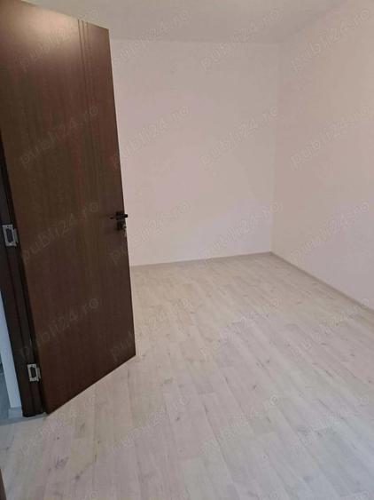 Apartament 2 camere de vanzare , Ozana , M15 , parter , 46.000 euro neg. - 5