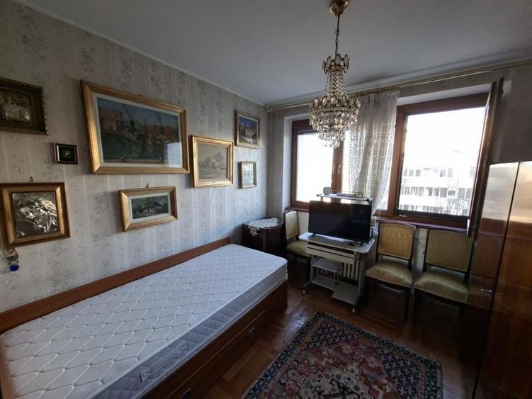 Apartamentu cu 3 camere, zona Baba Novac - 2