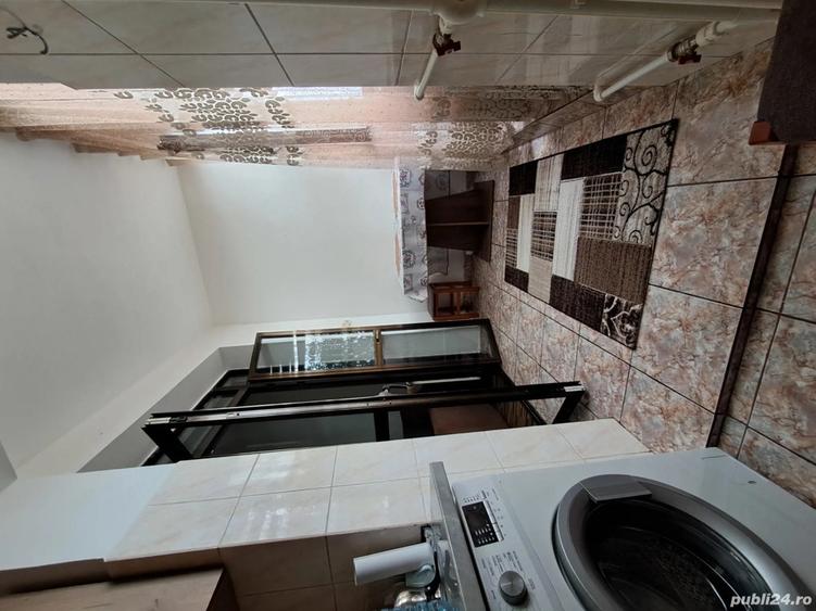 Proprietar efer spre vanzare garsoniera zona far 34mp etaj 1 - 4