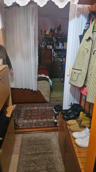 Vand apartament cu o camera, Sangeorgiu de Mures, zona Centrala - 5