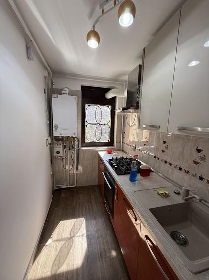 Ap 2 cam mobilat/utilat, complet renovat- etaj 2-bloc 6 etaje - 11