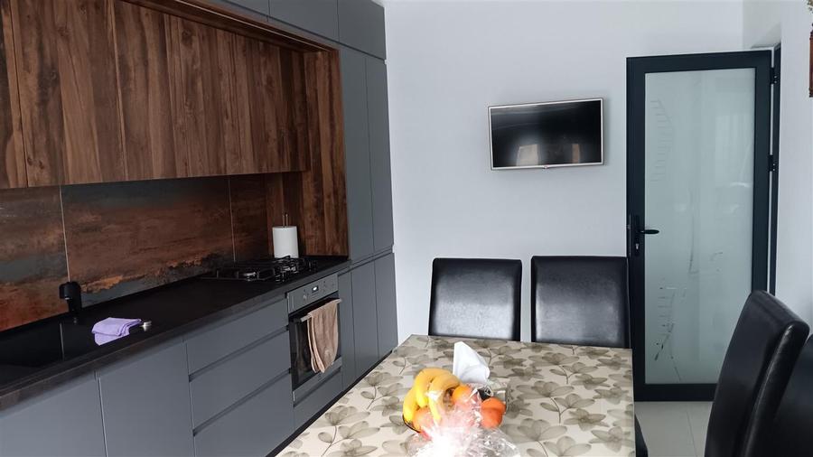 Valea Adanca str Prunilor VILA LUX P+E  SU=138 complet mobilata Teren 340mp - 6