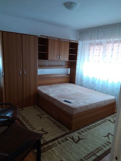 Inchiriez garsoniera - 3