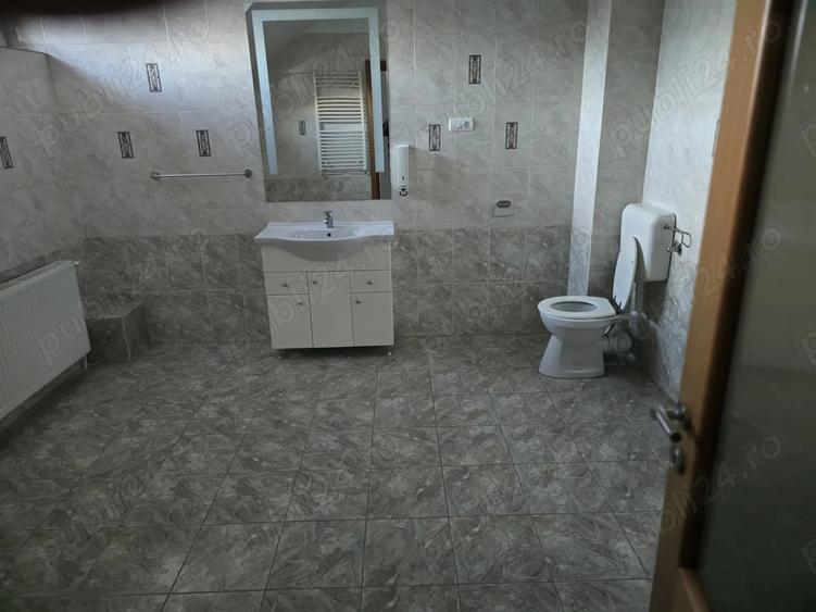 Inchiriere VILA Aparatorii Patriei 4 min de metrou - proprietar - 1