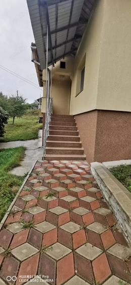 Casa de Vanzare la tara! - 2