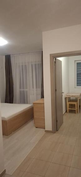 Proprietar inchiriez Garsoniera decomandata - 9