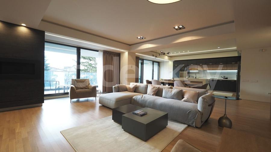 Apartament ultra-finisat cu 4-5 camere, vedere libera, 2 garaje - 10