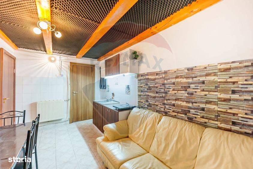 Apartament la casa in zona ultracentrala - 1