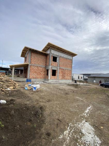 Persoana fizica, casa individuala de vanzare. Casa se vinde la cheie - 5