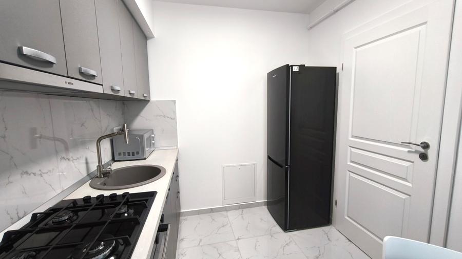 Apartament 1 camera mobilat, etaj 1, bloc NOU, statie autobuz CUG - VA - 6