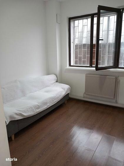 Camera camin Dacia zona Biserica Catolica - 4