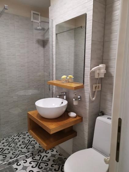 Închiriez apartament central cu 1 camera - 2