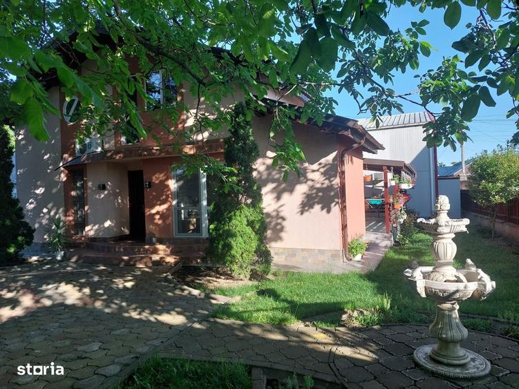 Casa si spatiu comercial service auto Odobesti - 2