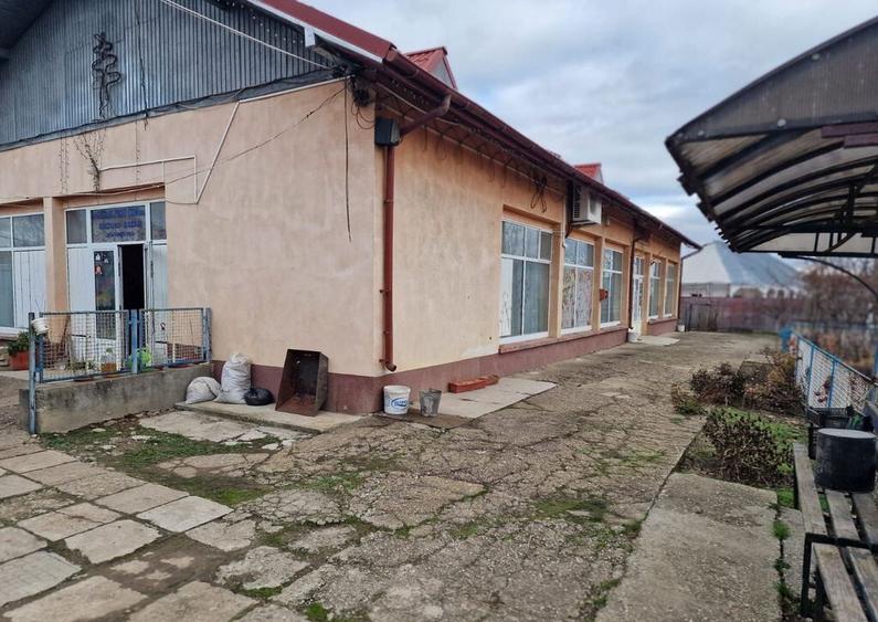 Se ofera spre vanzare / inchiriere cladire cu spa?iu... - 28