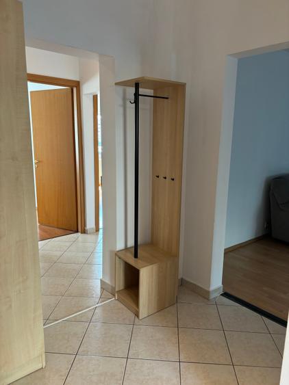 inchiriere apartament de 3 camere - 7