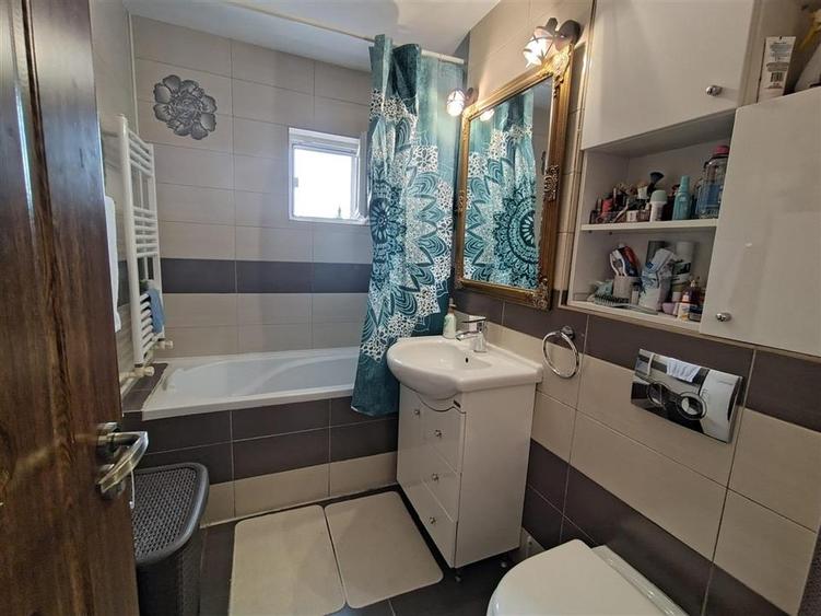 Apartament cu 2 camere, Obcini, Etaj 1,  2c-7578 - 7