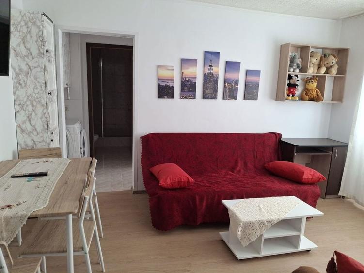 Inchiriez apartament 2 camere - 7