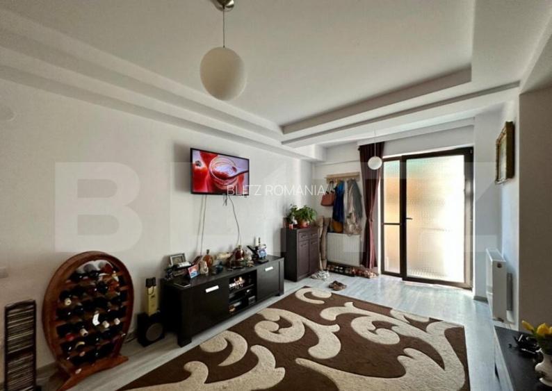 Apartament de 2 camere, 65mp, curte, loc de parcare, zona Re