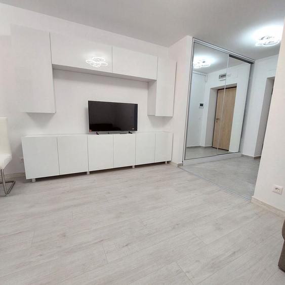 Garsoniera LUX, Hills Brauner, metrou 700m, et.3, centrala, 40mp - 2