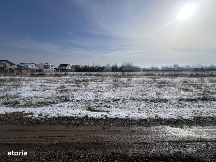 Teren intravilan, 447 mp, zona Priseaca - 9