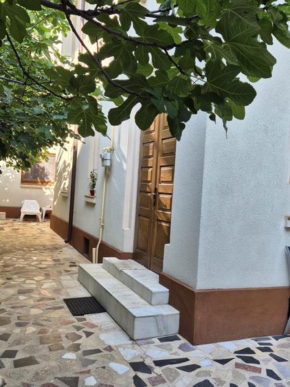 Inchiriez casa superba pt afterschool - 1