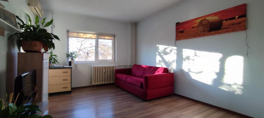 Banu Manta, garsoniera de inchiriat, 3/8, decomandat, an 1980, mobilata modern - 2