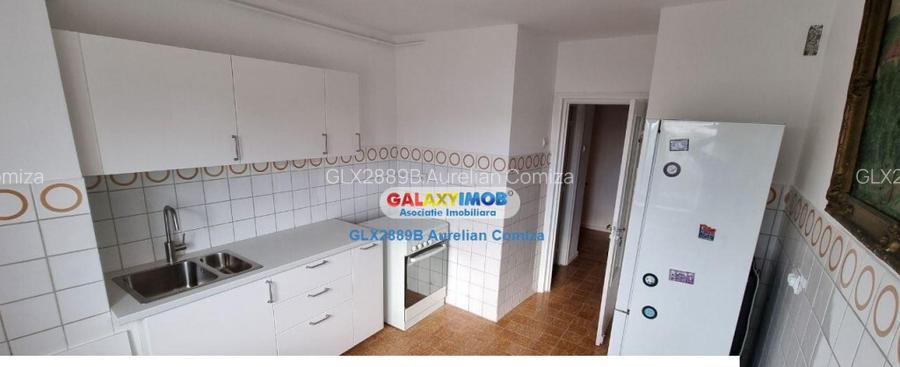 Apartament 4 camere Metrou Piata Unirii 1/etajul 7