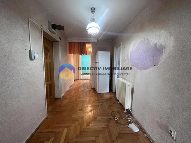Apartament de vanzare 3 camere- pretabil pentru spa?iu comercial - 3