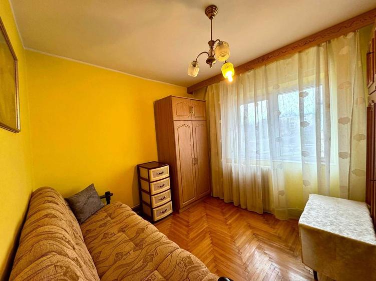 Apartament 2 camere de vanzare / Aleea Revolutiei - Roman - 2