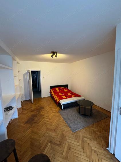 De inchiriat apartament cu 1 camera zona Circumvala?iunii- 1392 - 7