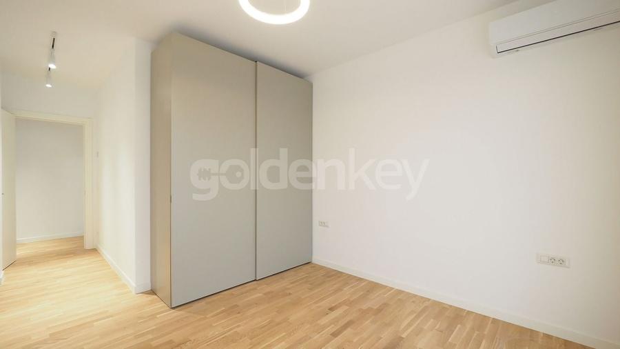 Apartament cu 4 camere in fata padurii | 2 garaje | 44mp terase - 16