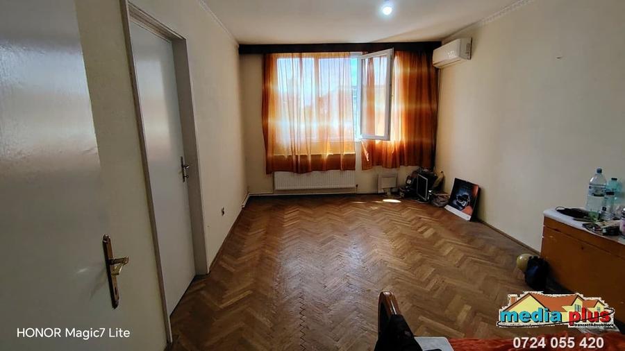 Apartament 3 camere decomandat, vedere bilaterală – Țiglina II - 2
