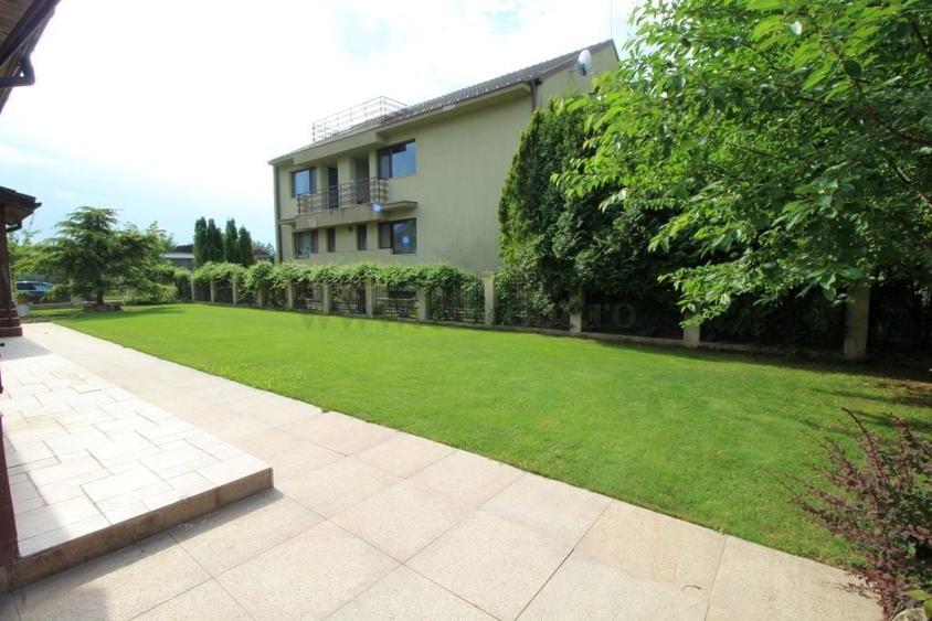 Iancu Nicolae - Vila individuala RENOVATA langa padure - 24