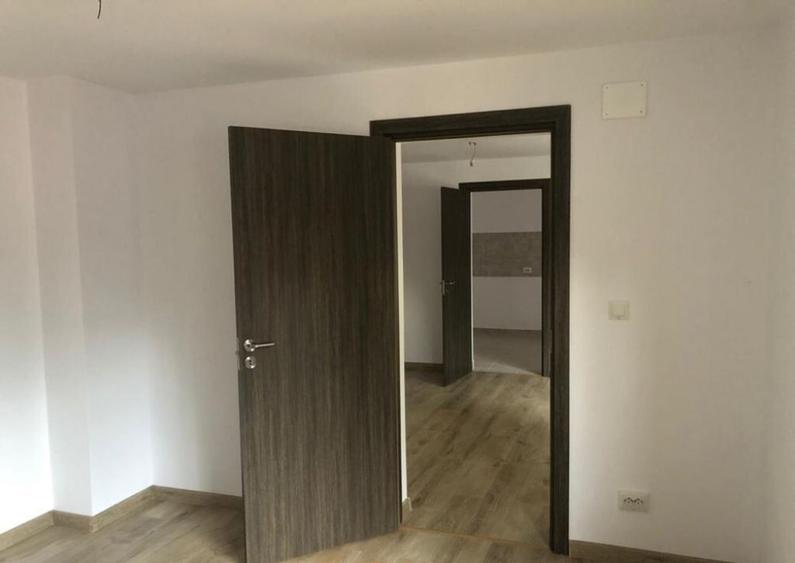 Casa 2 camere cartier 23 August - 3