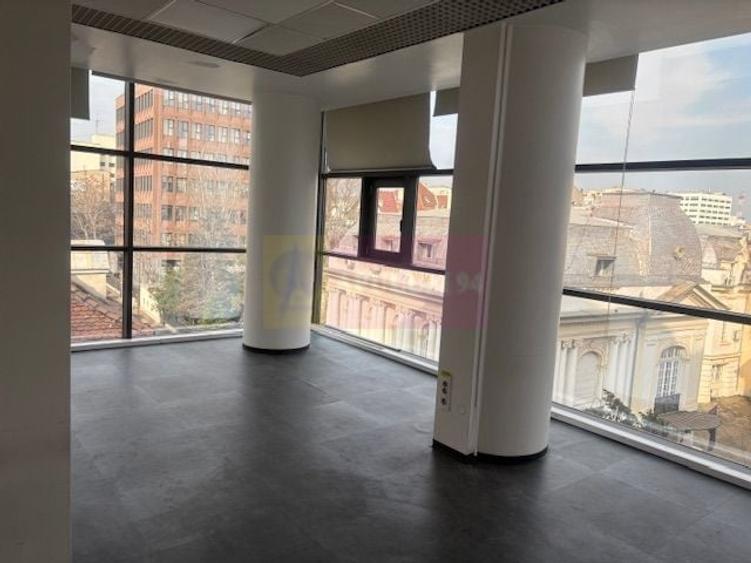 Spatiu birouri Universitate. - 8