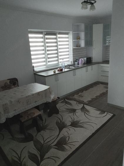 Casa de vinzare in ciurbesti - 5