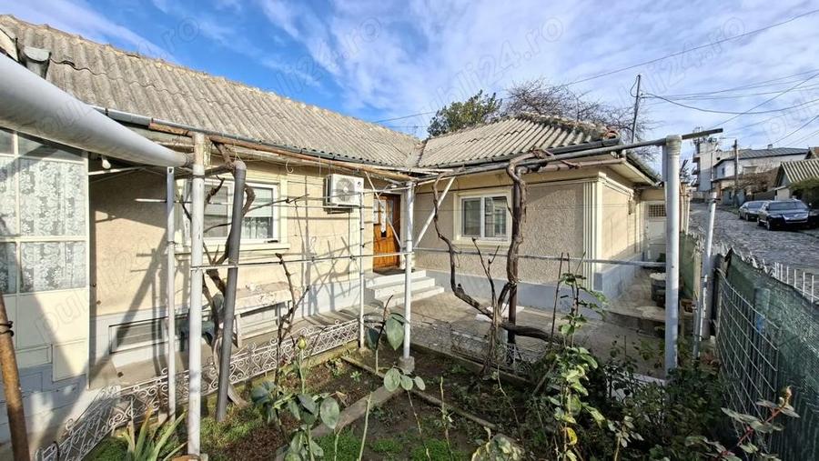 Vand casa in loc. Tulcea - 2