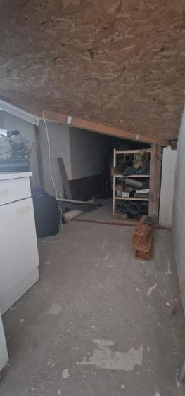 Casă / Vilă cu 5 camere de vânzare în zona Central - 25