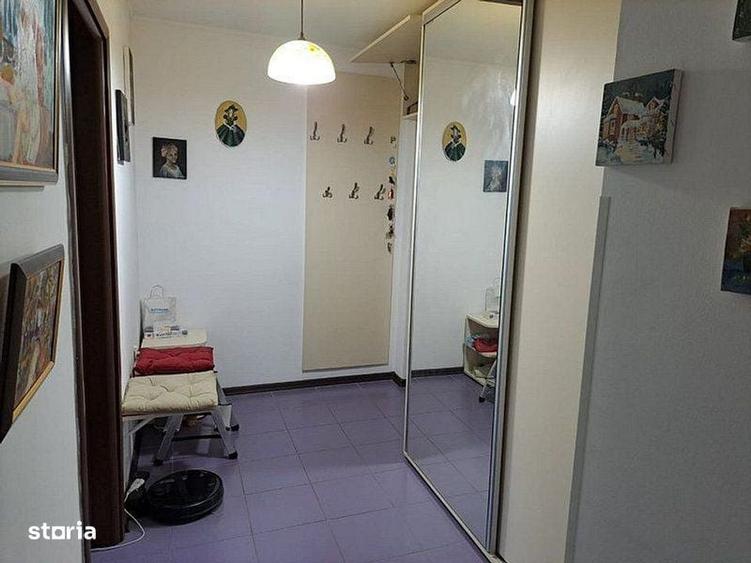 Apartament de vanzare cu trei camere Calea Bucuresti - 7